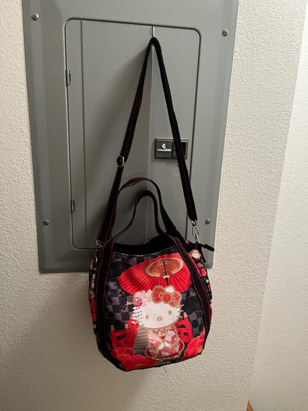 Hello Kitty Manufatto shoulder tote bag - Picture 4 of 8